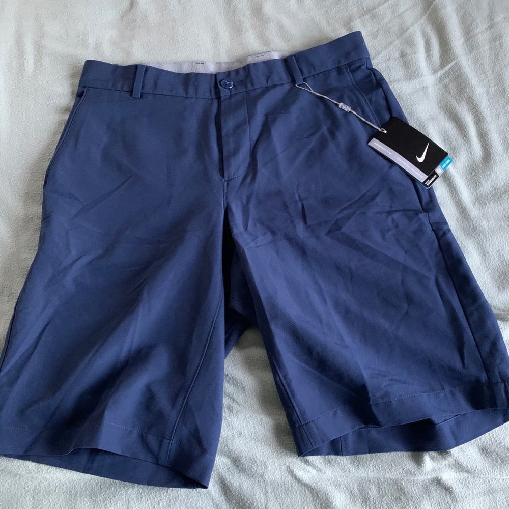 Nike Golf shorts size 28